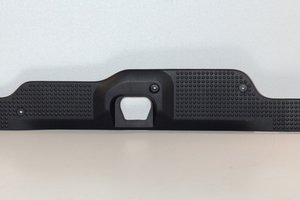 Планка задніх дверей нижня (Ляда) Renault Trafic 01-14 Оригінал Renault 82 00 943 118
