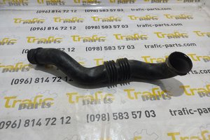 Патрубок повітряного фільтра Renault Trafic 2.0 dci 06-14