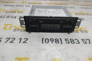 Автомагнітола (штатна) Renault Trafic 1.6 dci 14-19