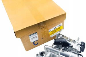 Корпус фільтра масляного (з радіатором) Renault Trafic 2.0 dci 06-