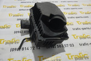Корпус повітряного фільтра Renault Trafic Master 2.3 dci 10-