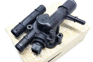 Термостат охолодження (з датчиком) Renault Trafic II 1.9dCi  01-06 Оригінал Renault  82 00 674 368