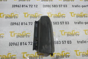 Задній верхній клик правий Renault Trafic 01-14