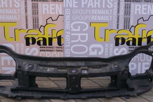 Передня панель Renault Trafic 07->14 б/у Оригінал