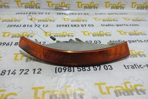 Поворот правий жовтий Renault Trafic 01-06