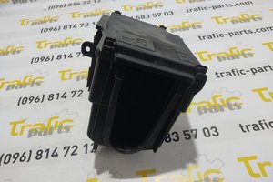 Блок запобіжників Renault Trafic 1.6 dci 14-19
