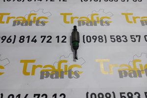 Клапан прокачування зчеплення Renault Master 2.5 dci 98-10