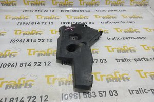 Кронштейн кріплення переднього бампера правий Renault Master 98-10