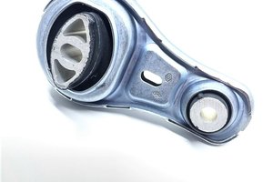 Подушка двигуна (задня/нижня) Renault Master III від 10- Оригінал Renault 82 00 675 206