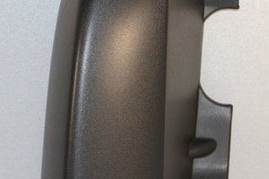 Молдинг задніх дверей (верхній, лівий, стандартний дах, без склоочисника) на Opel Vivaro 2001-> -91165734