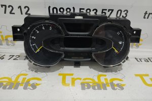 Панель приладів Renault Trafic 1.6 dci 14-19