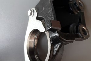 Кронштейн підвісного підшипника Renault Trafic 2.0 dci 07-14 Renault Франція 8200452283