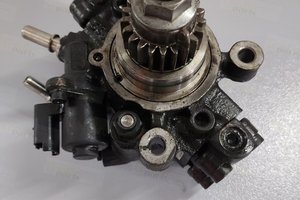ПНВТ Паливний насос високого тиску Renault Master 2.3 dci Оригінал б\у 167008683R