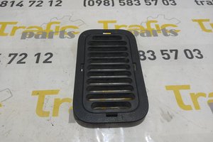 Решітка вентиляції задня Renault Master 2.3 dci 10-