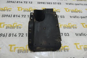 Захист кріплення горловини паливного бака Renault Trafic 01-14