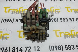 Блок запобіжників Renault Master 2.3 dci 10-