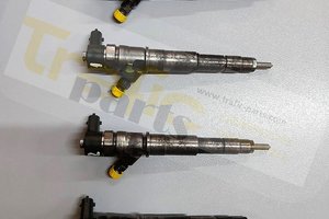 Форсунка Renault Trafic Common Rail 2.0 dCi (M9R) 2010-2014 Renault Б/У (Оригінал) 0 445 110 375