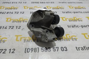 Кронштейн генератора Renault Trafic 1.6 dci 14-19