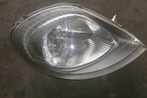 Фара права Renault Trafic 01-06 Оригінал б/у 77 00 311 374
