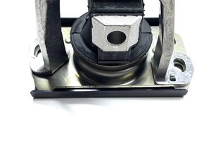 Подушка двигуна R права Renault Trafic 2.0 dci 01-10 Оригінал Renault 82 00 378 211