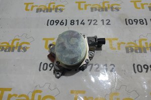 Вакуумний насос Renault Trafic 2.0 dci 19-