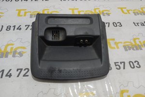 Полиця бардачок Renault Trafic 01-14