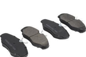 Колодки гальмівні передні Renault Trafic 01-14