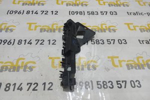 Направляюча крила переднього (R) Renault Trafic 1.6 dci 14-19