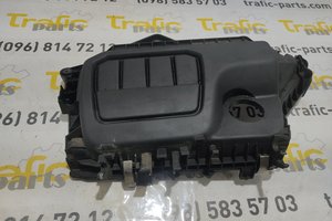 Декоративна накладка двигуна Renault Trafic 1.6 dci 14-19